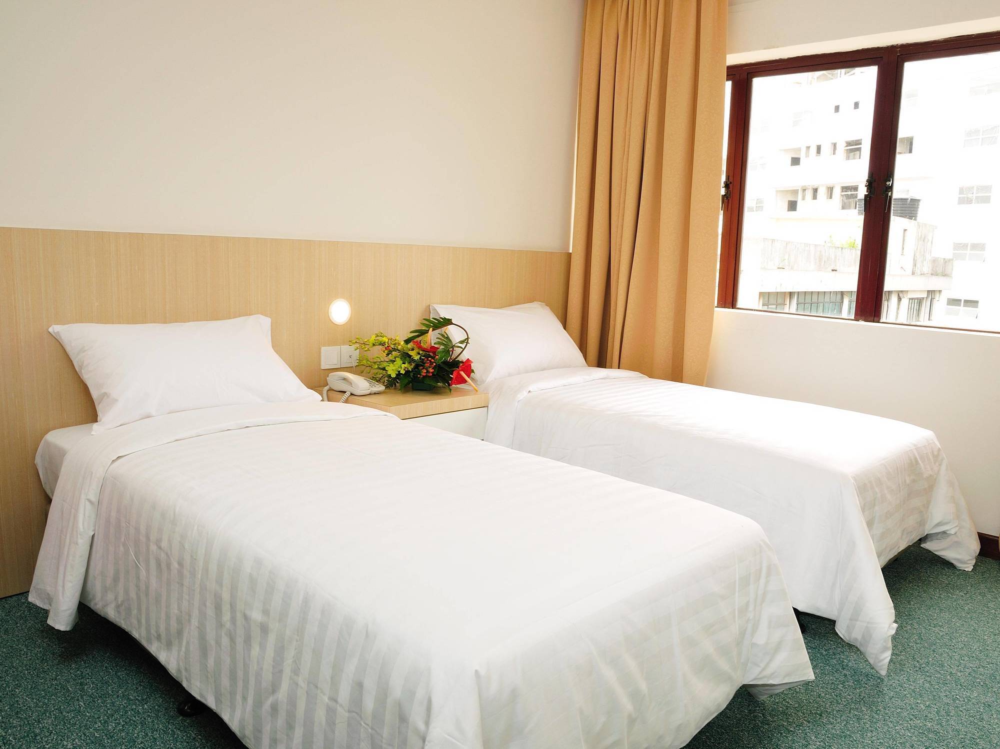 Phoenix Hotel 쿠알라룸푸르 외부 사진
