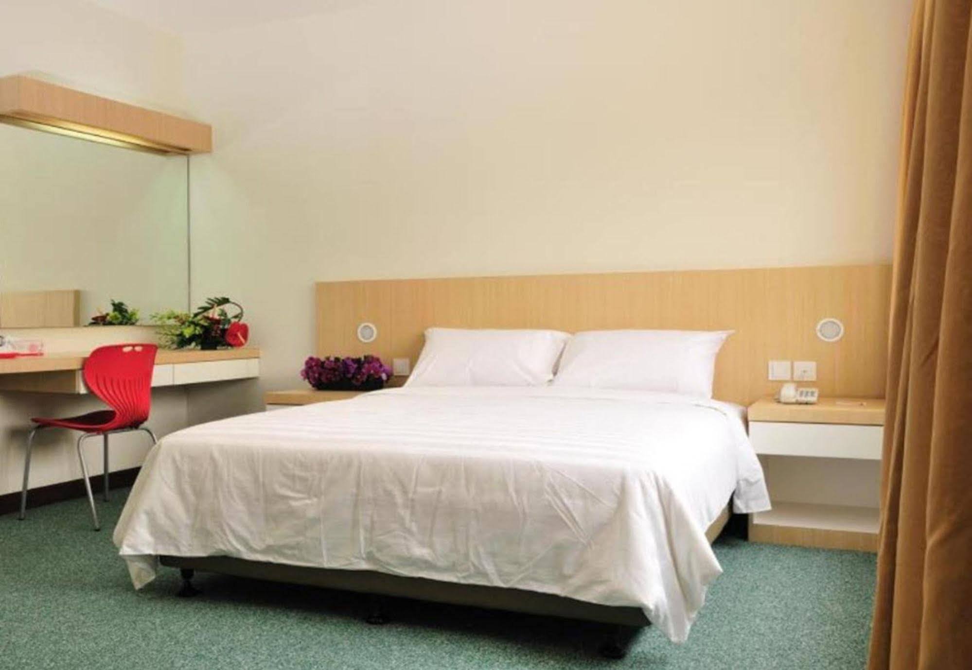 Phoenix Hotel 쿠알라룸푸르 외부 사진